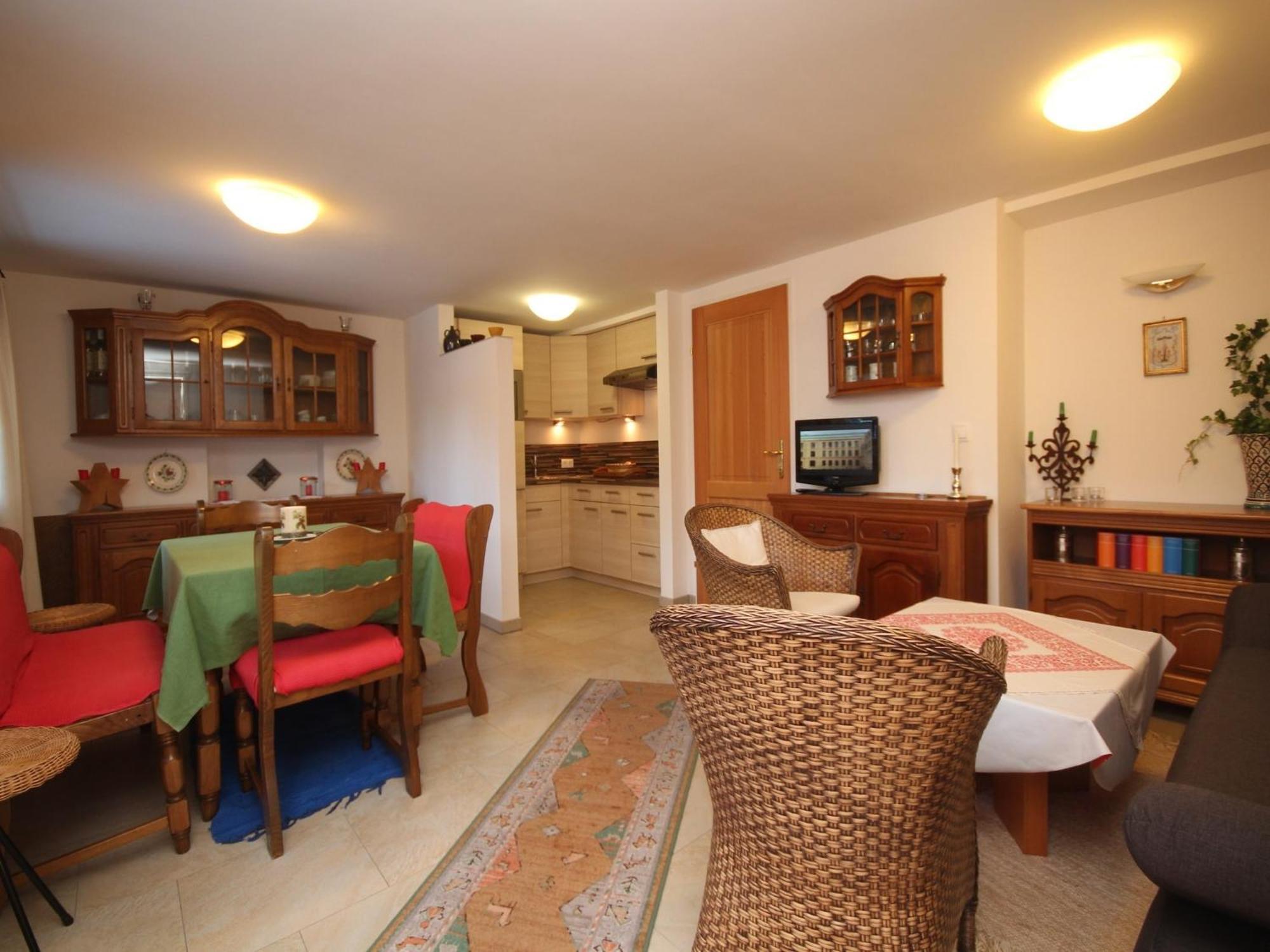Apartment Near The Hahnenkamm Cable Car Кіцбюель Екстер'єр фото